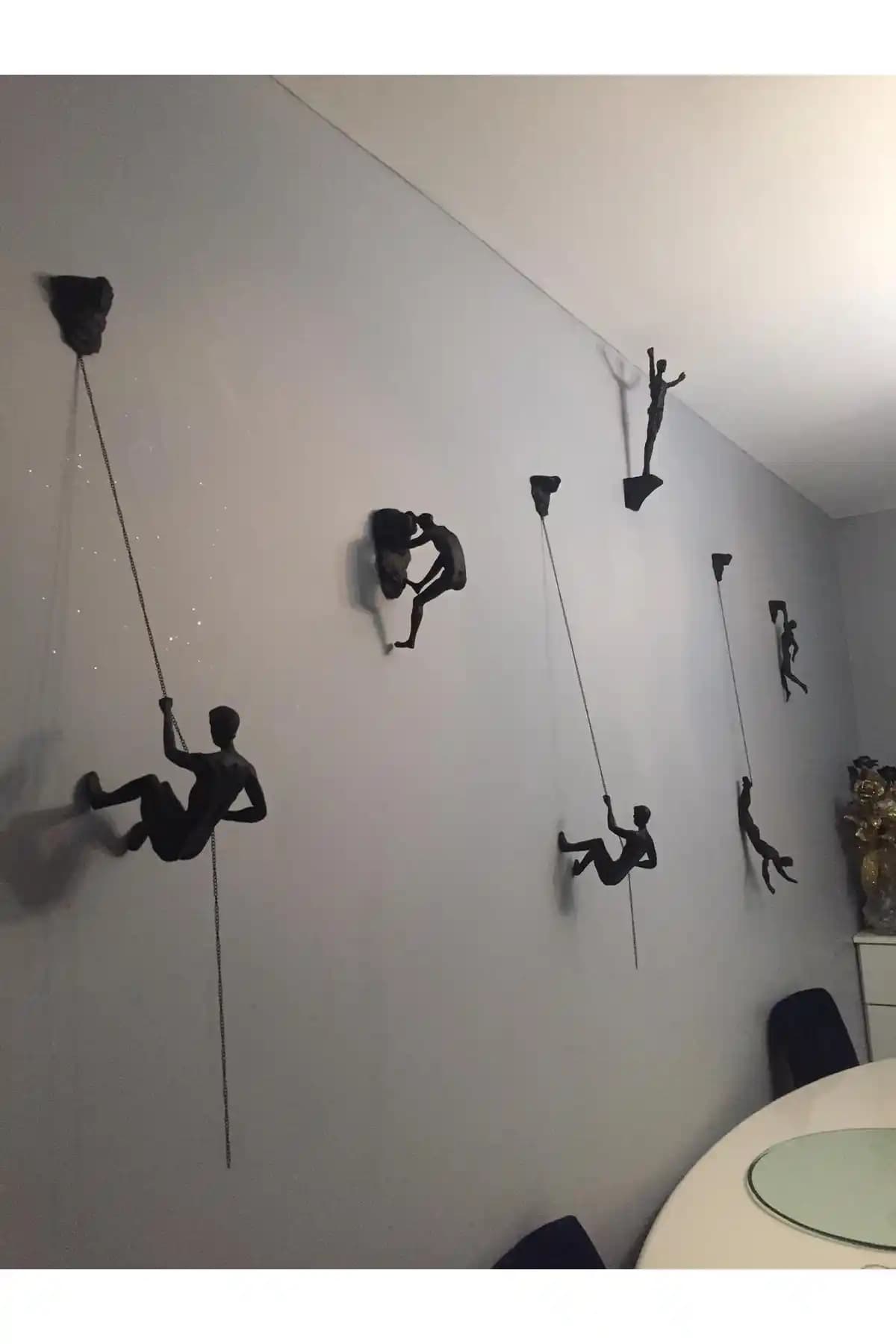 Duvara Tırmanan Dağcı Adamlar Heykeli 6'lı Set Modern ve Dayanıklı Dekorasyon Çözümü