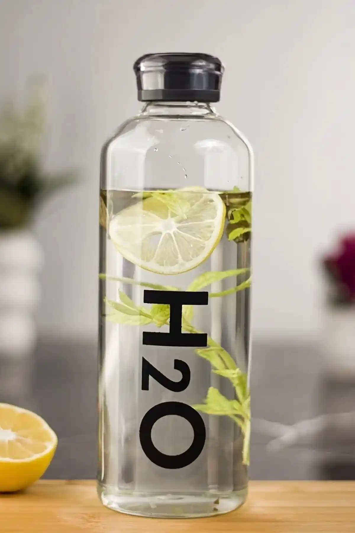 Tohana H2O Borosilikat Cam Matara: Sağlıklı ve Şık Günlük Kullanım İçin Ideal