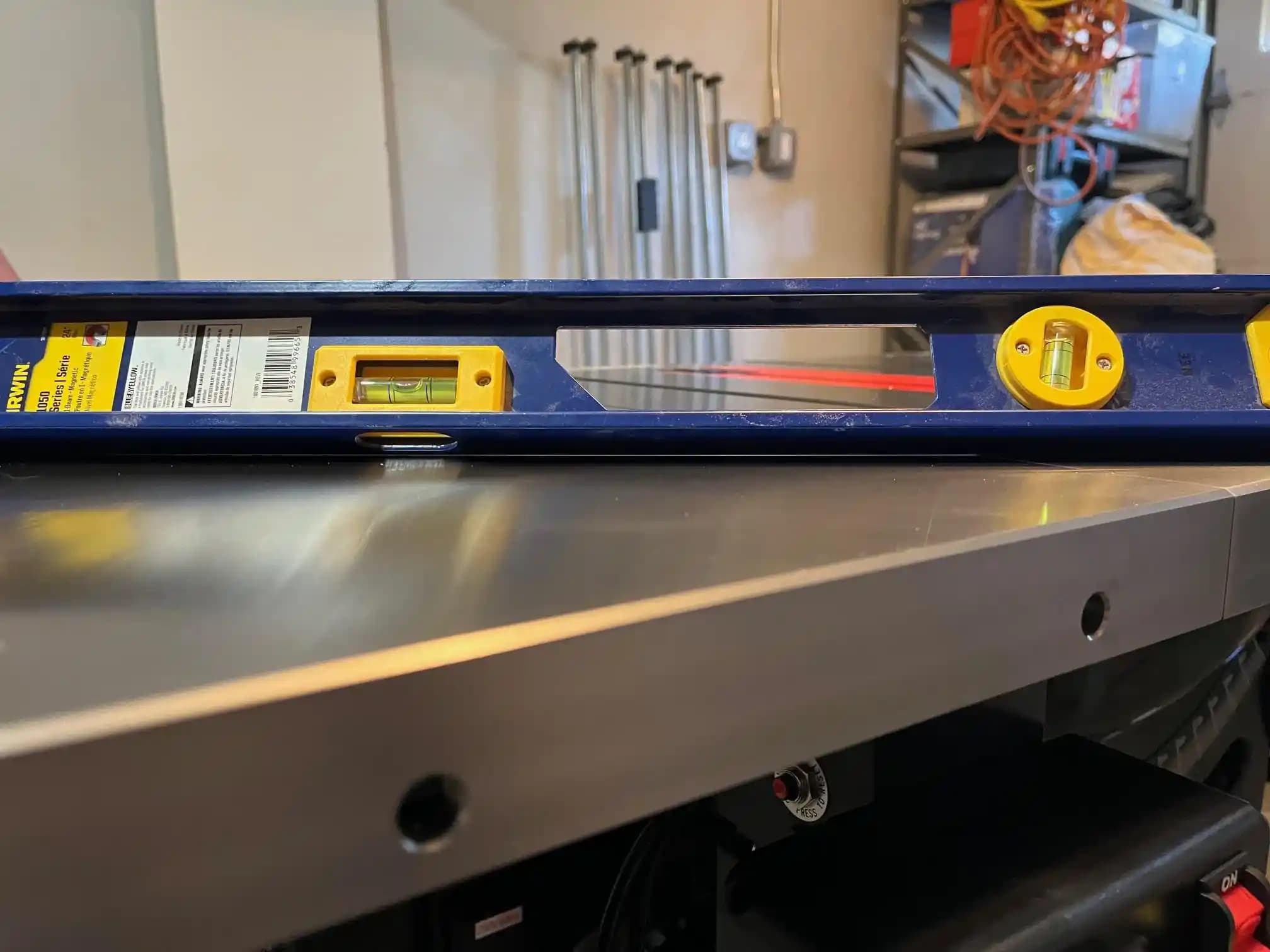 SawStop PCS 36" Masa Testere Montajında Düzgünlük ve Hizalama Teknikleri