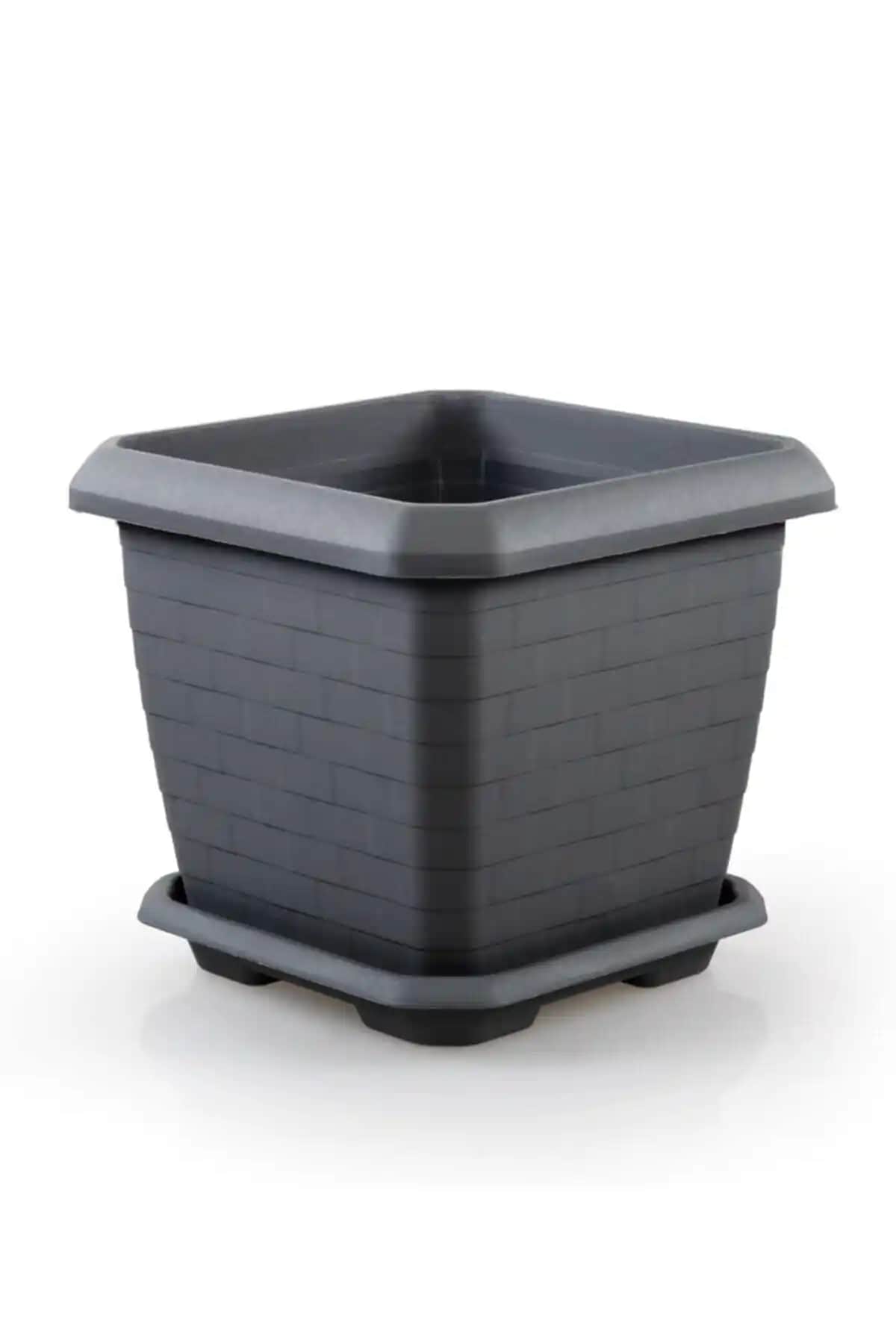 Serinova Hisar Kare Saksı Modern Tasarım ve Dayanıklı Malzeme ile Estetik Dekorasyon Ürünü