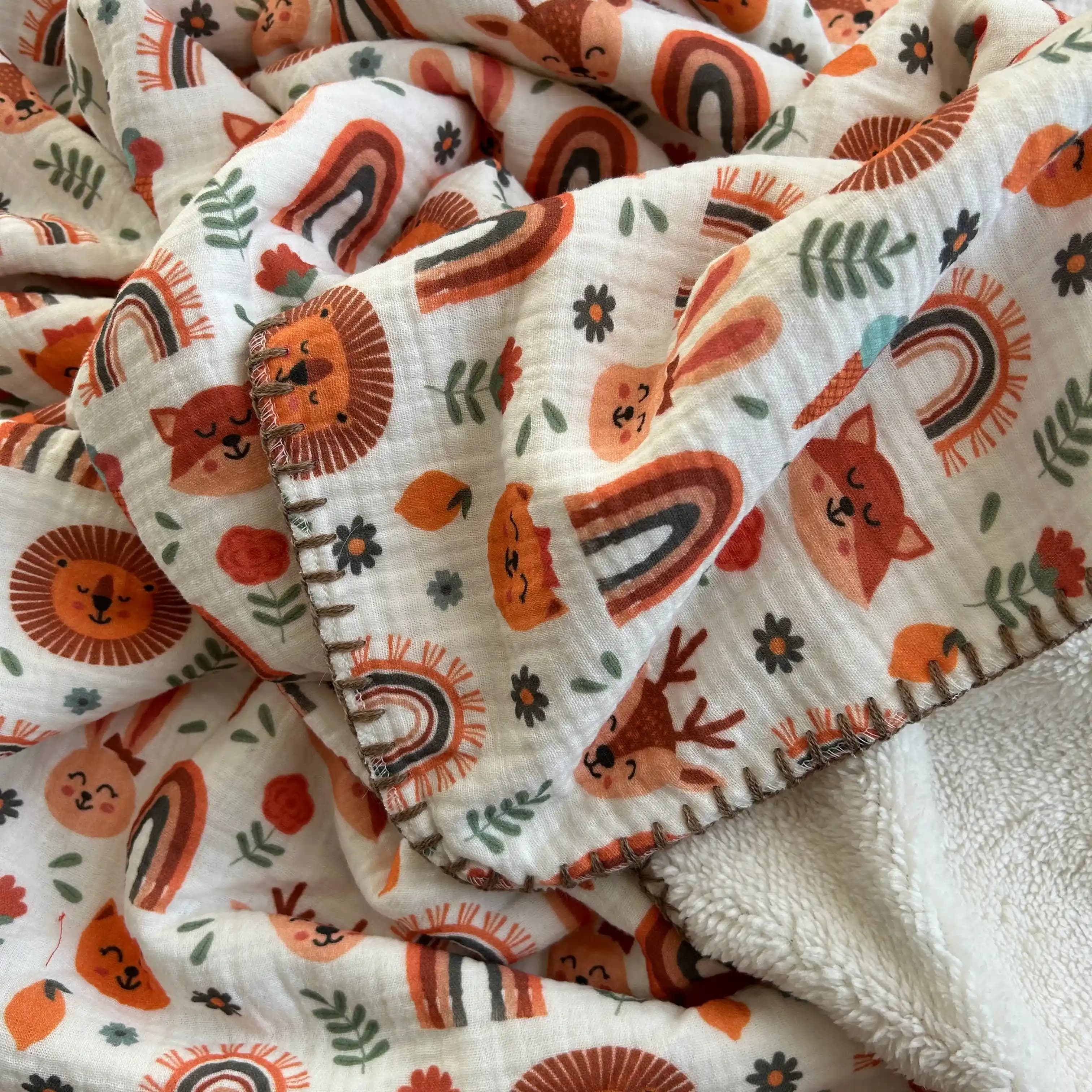 Muslin Kumaş Bebek Battaniyeleri: Doğal ve Nefes Alabilir Seçenekler