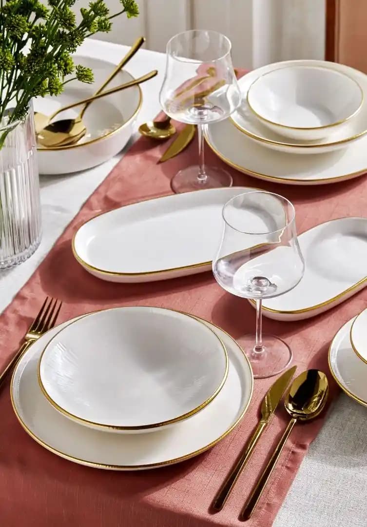 Seramik Malzemeli Yemek Takımlarının Estetik ve Dekoratif Kullanım Alanları